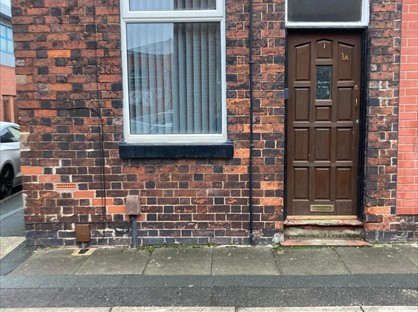 1 Bed Flat, Burslem, ST6