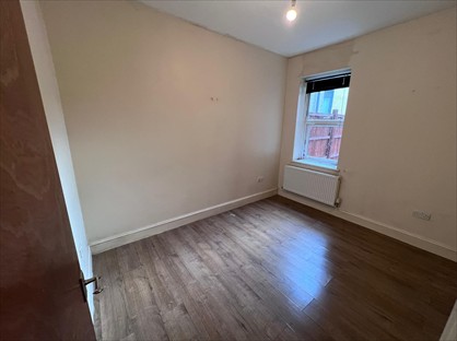 1 Bed Flat, Hainault Street, IG1