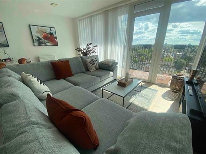 1 Bed Flat, Hampton Place, TN23