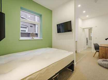 Room in a Shared House, Wren Street, CV2