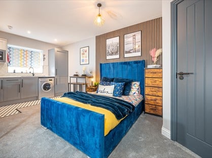 Studio Flat, Old Town, SN1