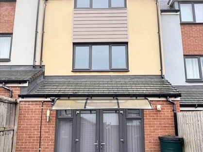 4 Bed Terraced House, Featherwood Avenue, NE15