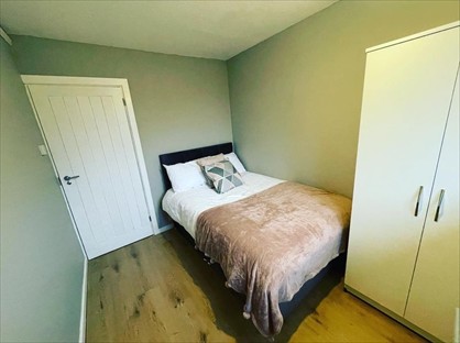 Room in a Shared Flat, South Park Way, HA4