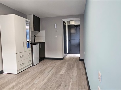 Studio Flat, Beatrice Close, HA5