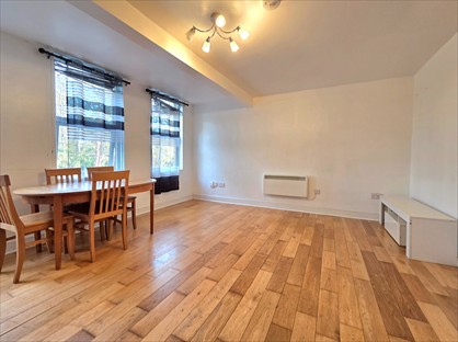1 Bed Flat, Nightingale Grove, SE13