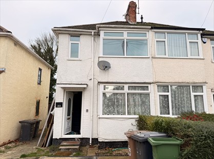 2 Bed Semi-Detached House, Third Avenue, LU3