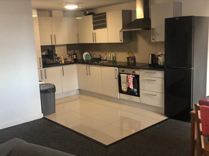 Room in a Shared House, Trevelyan Square, LS1