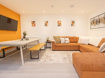 10 Bed Terraced House, Clare Street, TA6