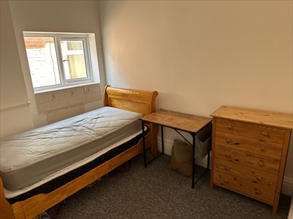 Room in a Shared House, Westby, BH5