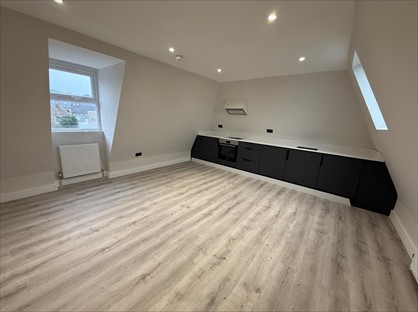 3 Bed Flat, London Road, TN13