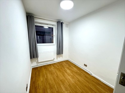 4 Bed Flat, Sprewell House, SW15