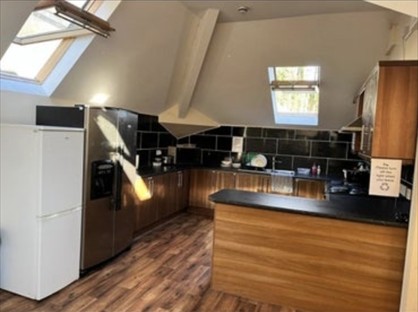 Room in a Shared House, Victoria Road, HD1