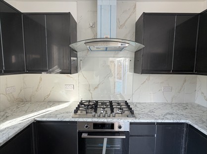 6 Bed Terraced House, Sixth Avenue, E12