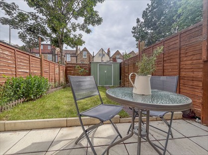 1 Bed End Terrace, Lara Close, SE13
