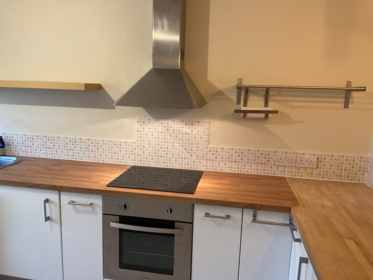 2 Bed Flat, Charlton Mead Drive, BS10 photo 4