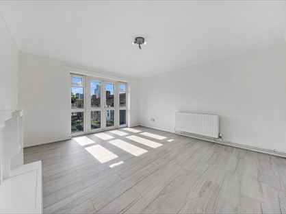 3 Bed Flat, Paul Street, E15