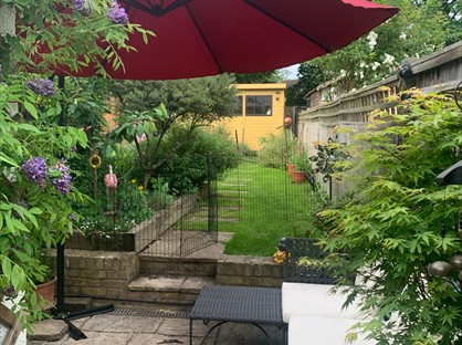 2 Bed Terraced House, Tamworth Lane, CR4