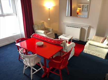 1 Bed Flat, Hill Park Crescent, PL4