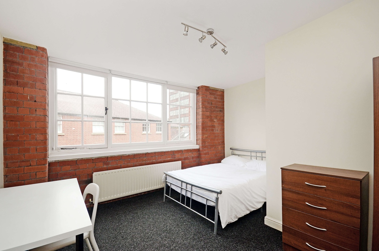 Additional image 7 of 5 Bed Flat, Bells Square, S1, N1 7GU