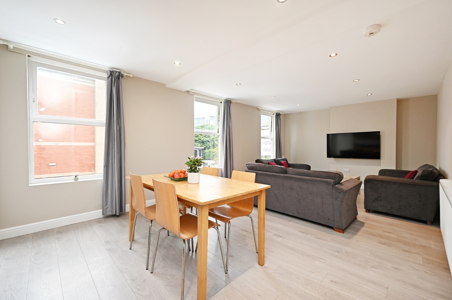 6 Bed Flat, Cemetery Road, S11 photo 5