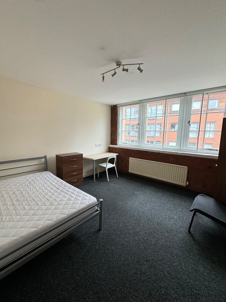 Additional image 11 of 6 Bed Flat, Bells Square, S1, N1 7GU