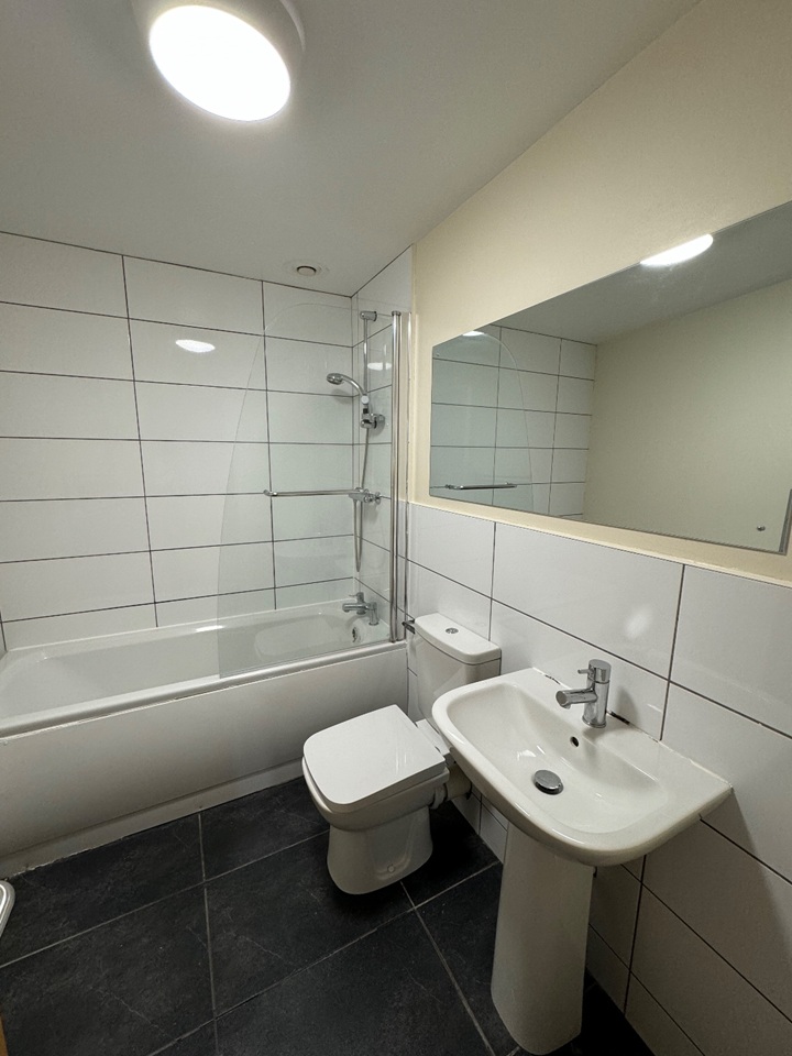 Additional image 18 of 6 Bed Flat, Bells Square, S1, N1 7GU