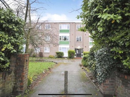 1 Bed Flat, Elm Court, SE6