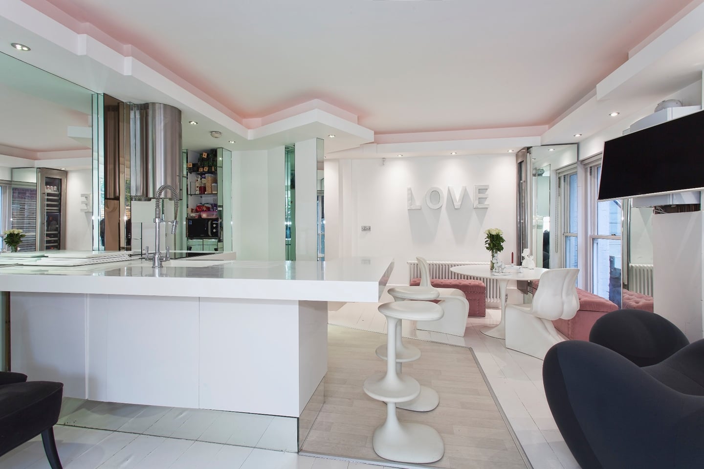 2 Bed Flat, Lindfield Gardens, NW3 photo 2