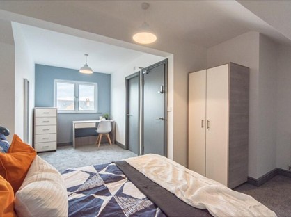 Room in a Shared House, Sheperd's Bush, W12