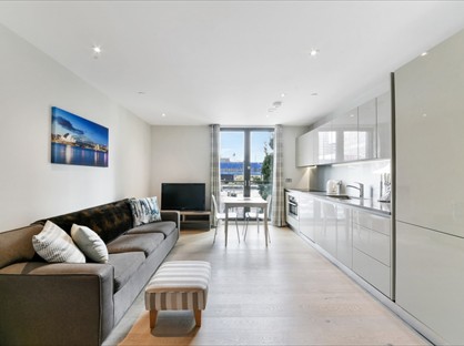 Studio Flat, St. Gabriel Walk, SE1