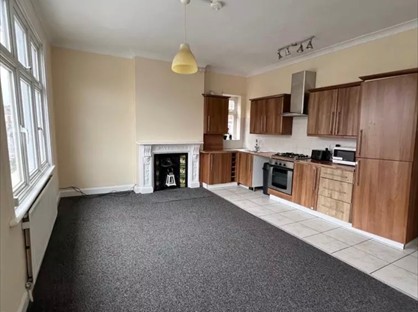 2 Bed Flat, Carholme Road, SE23