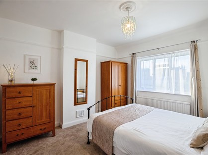 4 Bed Detached House, Fircroft Road, SW17