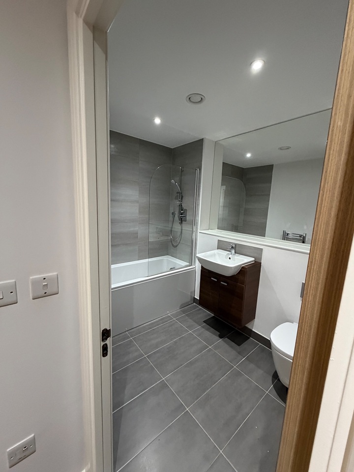 Additional image 5 of 1 Bed Flat, The Strand, L2, N1 7GU