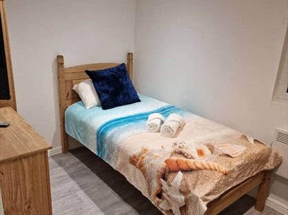 Room in a Shared House, Towcester Road, NN4