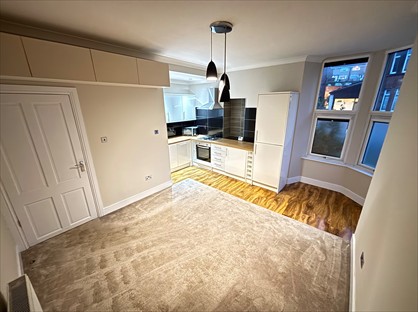 2 Bed Flat, Holmhead Place, G44