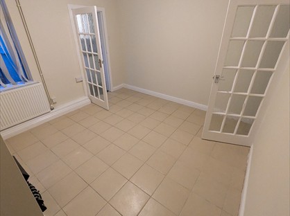 2 Bed Terraced House, Cranwell Street, LN5