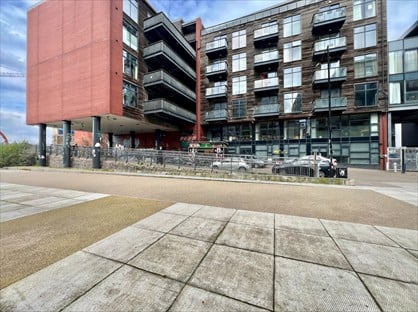 2 Bed Flat, Omega Works, E3