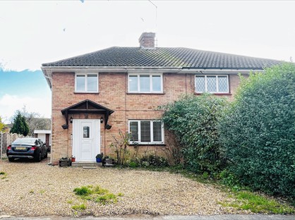 4 Bed Semi-Detached House, Kendale Road, LU4