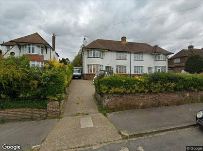 3 Bed Semi-Detached House, Chantry Avenue, TN40