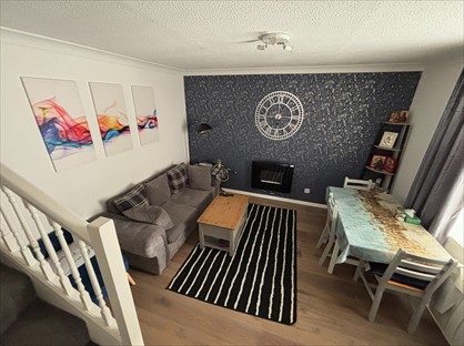 2 Bed Terraced House, Bowmans Way, LU6