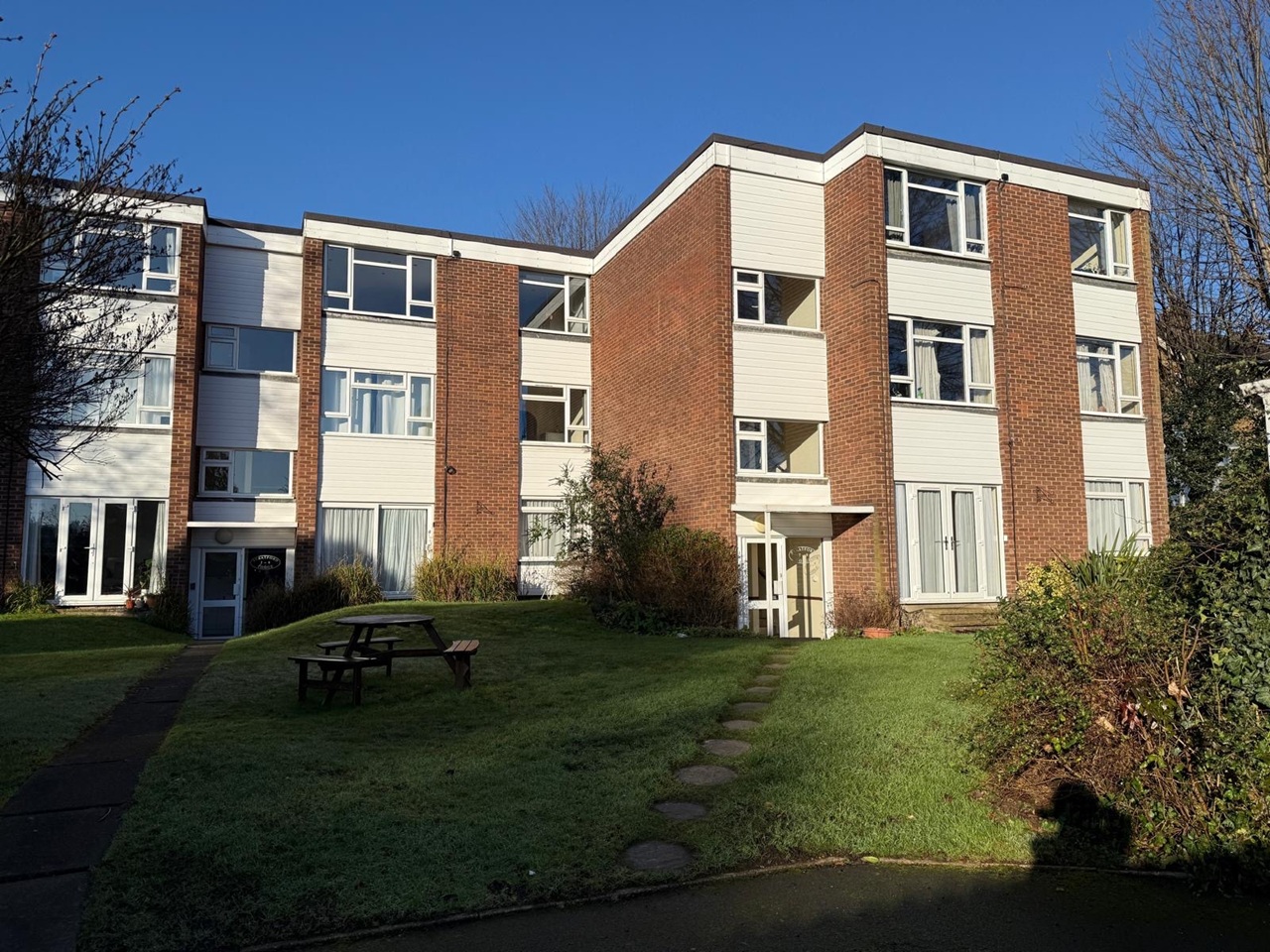 3138 E Watford Ctnull