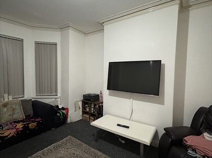 5 Bed Terraced House, Elleray Road, M6