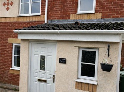 3 Bed Semi-Detached House, Wayfarers Drive, M29