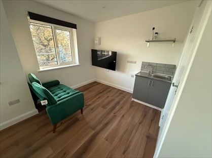 Room in a Shared House, The Hoe, WD19