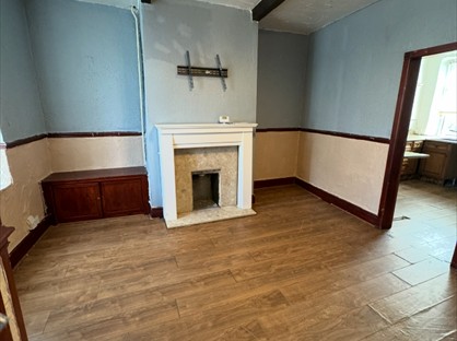 2 Bed Terraced House, Shadsworth Road, BB1