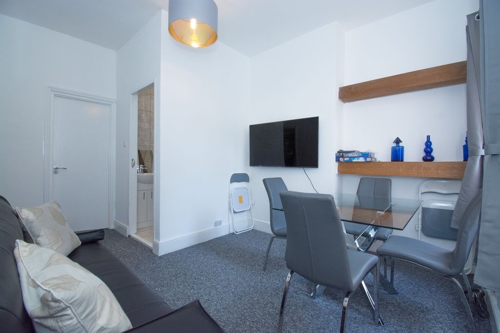 Additional image 2 of Room in a Shared House, St Albans Road, LE2, N1 7GU