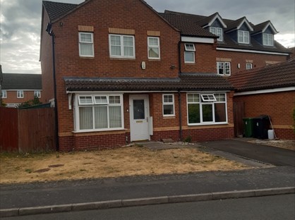 5 Bed Detached House, Marston Green, B37