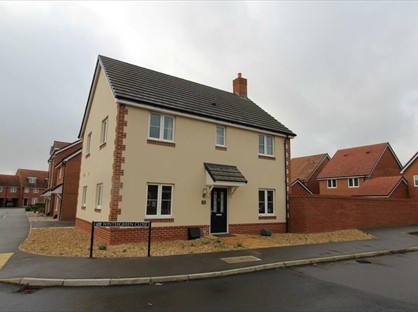 4 Bed Detached House, Wintergreen Close, OX11