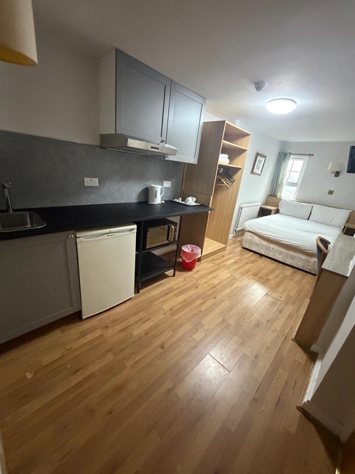 Additional image 5 of Bedsit, Coley Avenue, RG1, N1 7GU