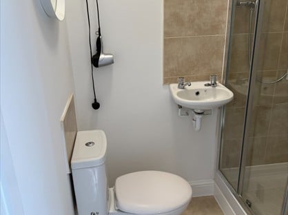 4 Bed Semi-Detached House, Wisley Avenue, MK13